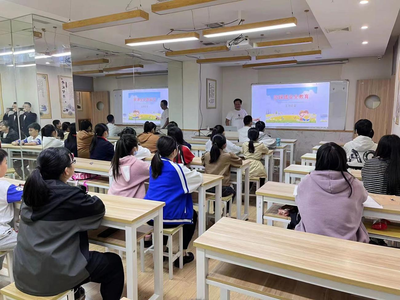 合江博雅教育信息咨詢服務 開展預防踩踏應急教育培訓，筑牢安全防線